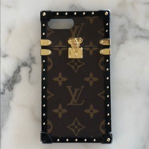 Louis Vuitton iPhone 7 Plus phone case